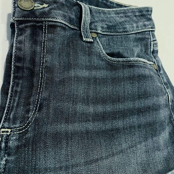 ~ PAIGE 28 Jean Shorts** Jimmy Jimmy Rolled Hem Zip Button Pockets Mid-Rise - Picture 16 of 16